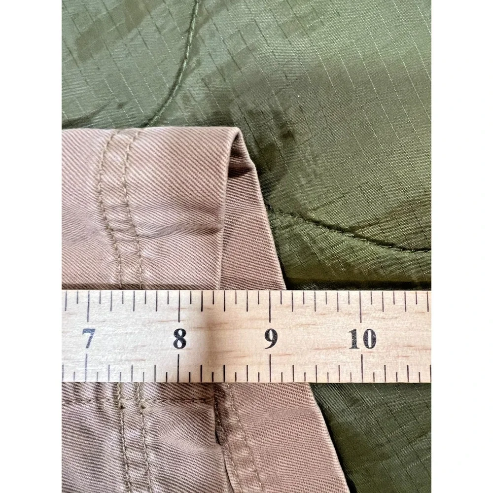 Eddie Bauer Cargo Shorts 46 100% Cotton Khaki Style 0744 Hiking Workwear Gorp